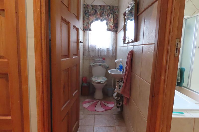 5 Bedroom Property for Sale in Tergniet Western Cape
